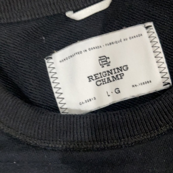 Reigning Champ crewneck. Preowned - Picture 2 of 2